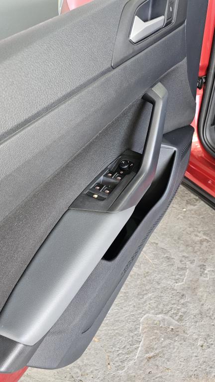 VOLKSWAGEN Nivus - Foto