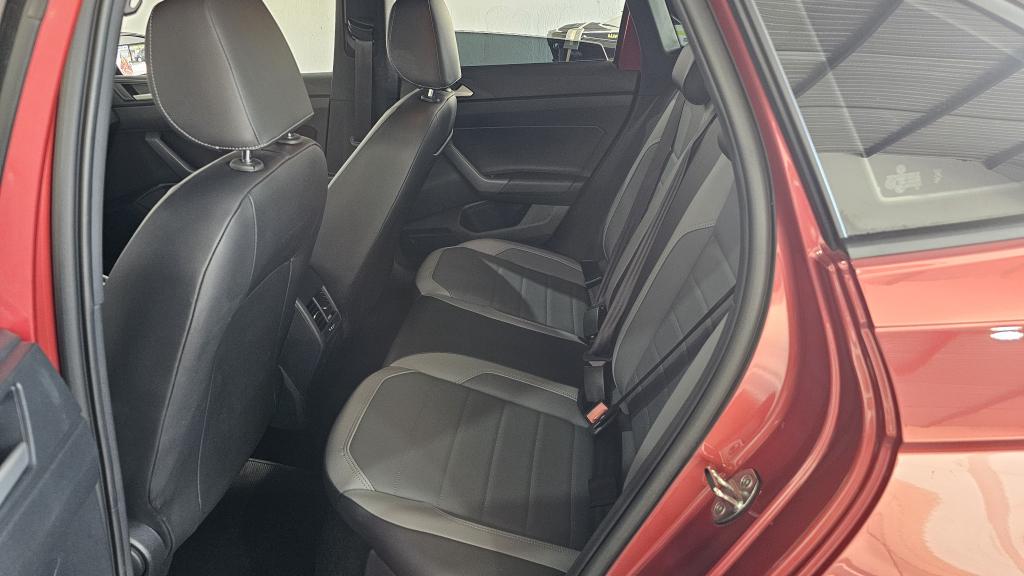 VOLKSWAGEN Nivus - Foto