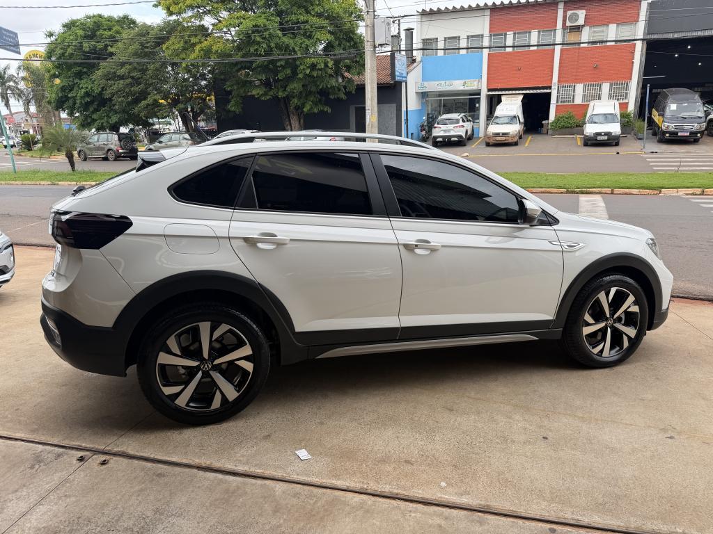 VOLKSWAGEN Nivus - Foto