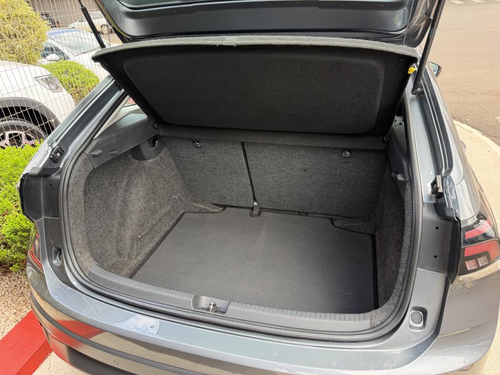 VOLKSWAGEN Nivus - Foto