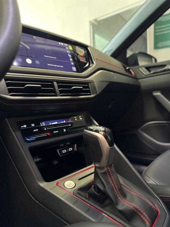 VOLKSWAGEN Nivus - Foto