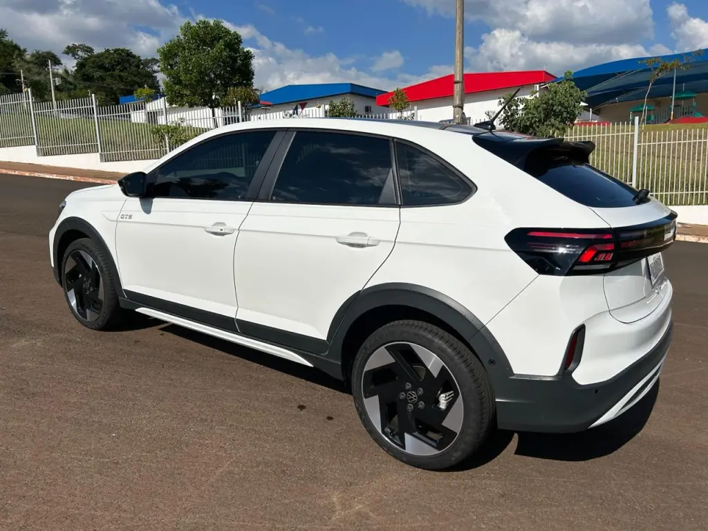 VOLKSWAGEN Nivus - Foto