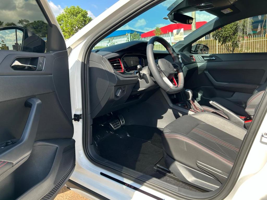 VOLKSWAGEN Nivus - Foto