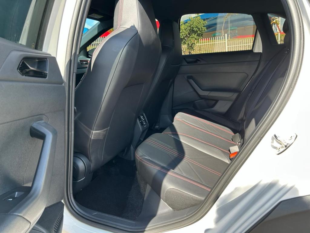 VOLKSWAGEN Nivus - Foto