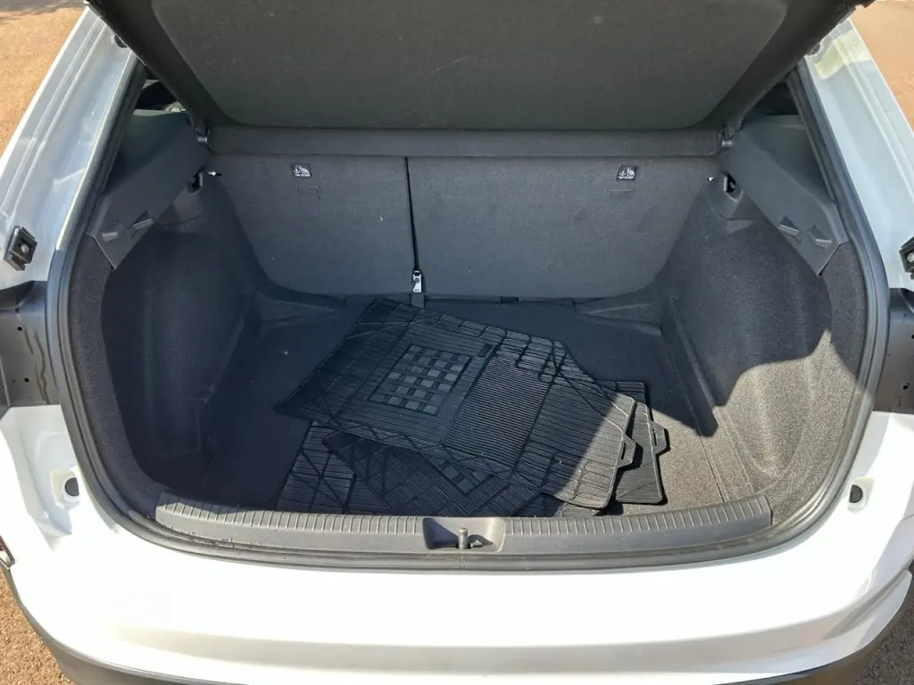 VOLKSWAGEN Nivus - Foto