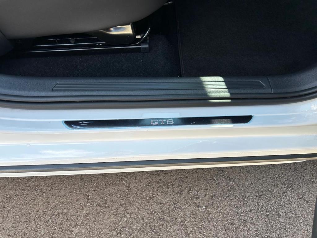 VOLKSWAGEN Nivus - Foto