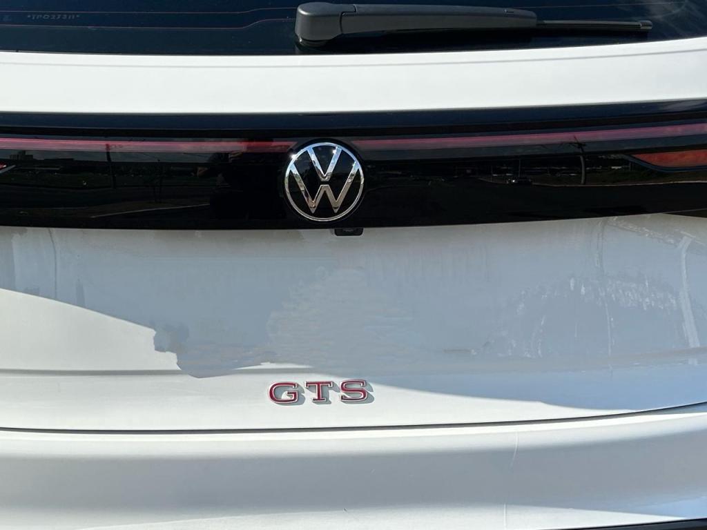 VOLKSWAGEN Nivus - Foto