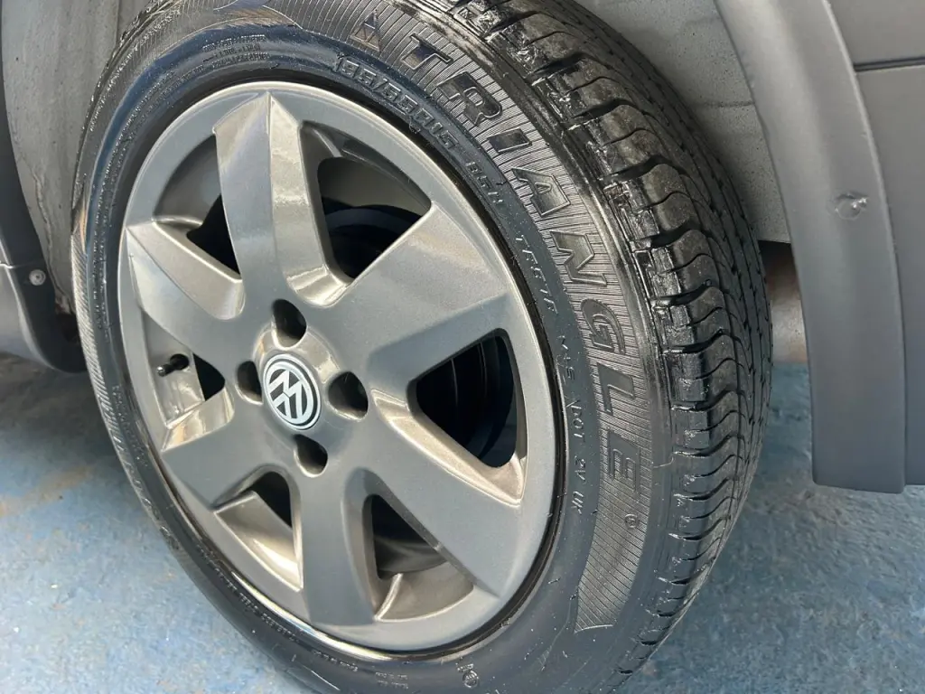VOLKSWAGEN Parati - Foto