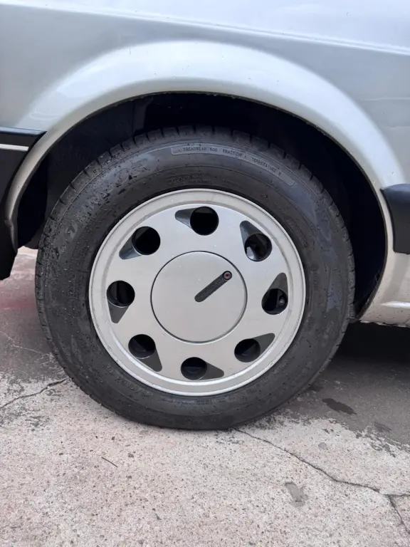 VOLKSWAGEN Parati - Foto
