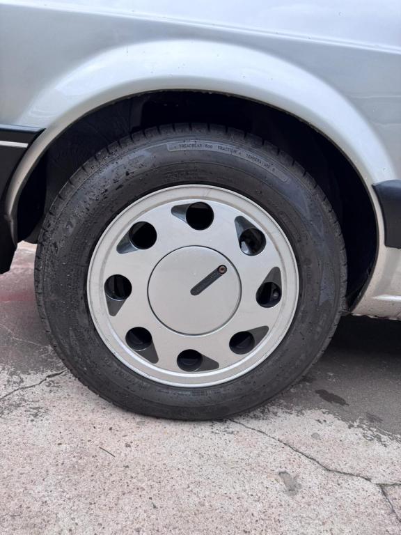 VOLKSWAGEN Parati - Foto