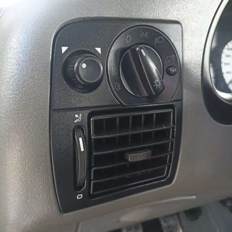 VOLKSWAGEN Parati - Foto