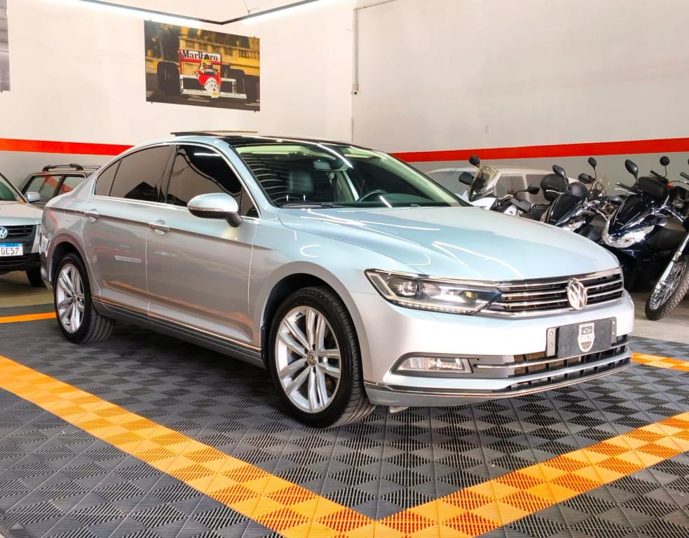 VOLKSWAGEN Passat - Foto