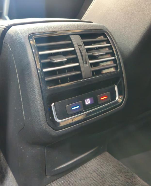 VOLKSWAGEN Passat - Foto