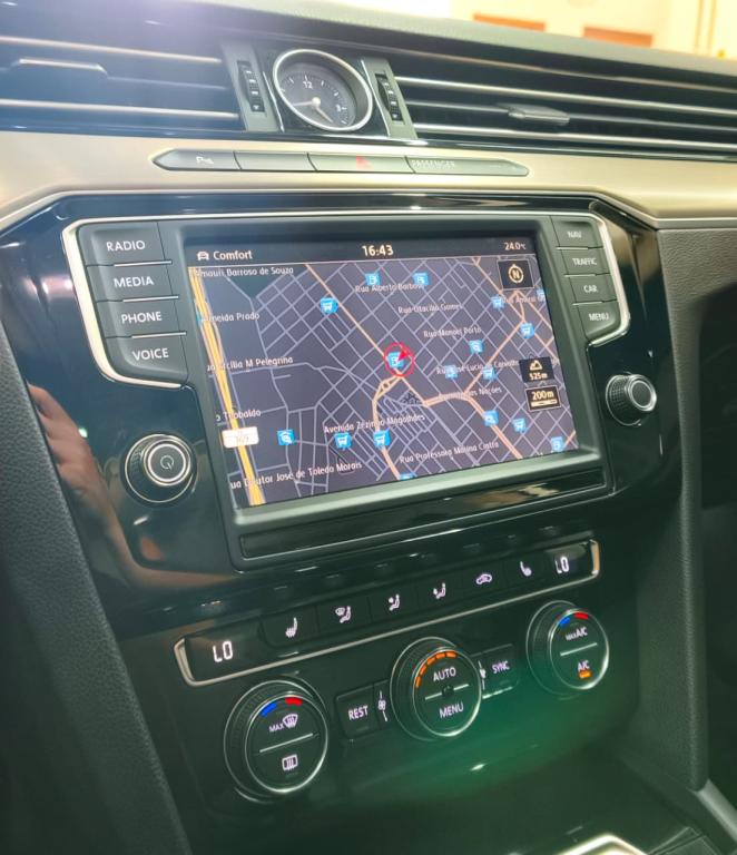 VOLKSWAGEN Passat - Foto