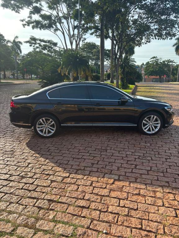 VOLKSWAGEN Passat - Foto