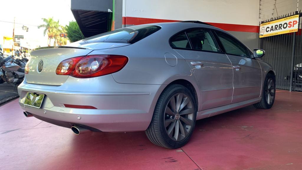 VOLKSWAGEN Passat - Foto