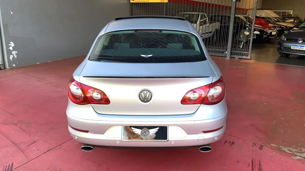 VOLKSWAGEN Passat - Foto