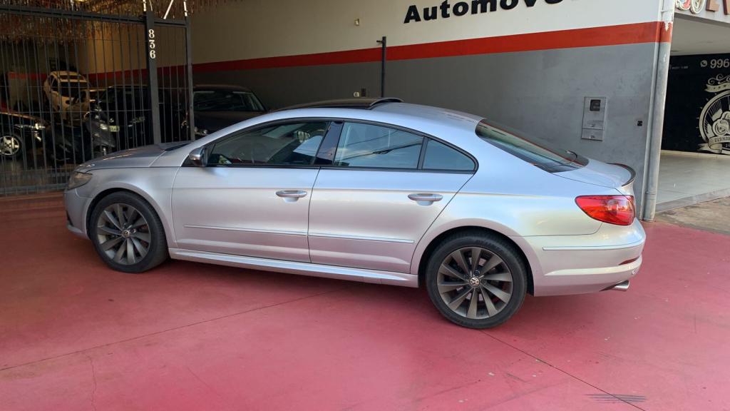 VOLKSWAGEN Passat - Foto