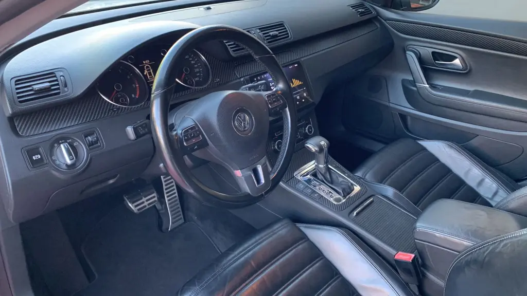 VOLKSWAGEN Passat - Foto