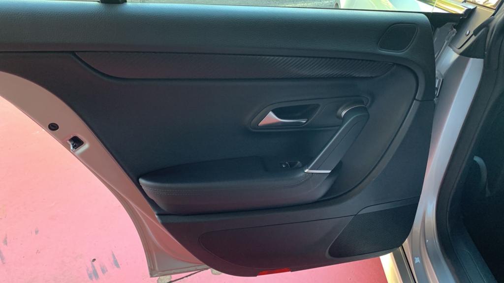 VOLKSWAGEN Passat - Foto