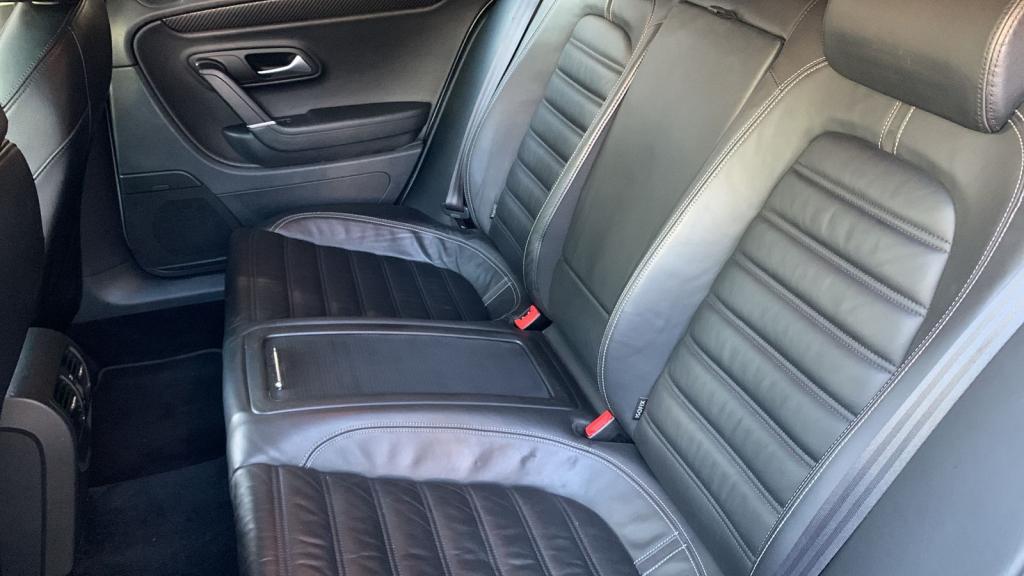 VOLKSWAGEN Passat - Foto