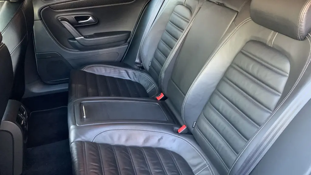 VOLKSWAGEN Passat - Foto