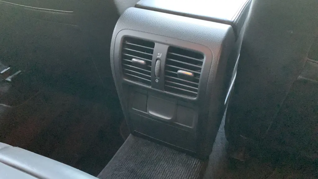 VOLKSWAGEN Passat - Foto