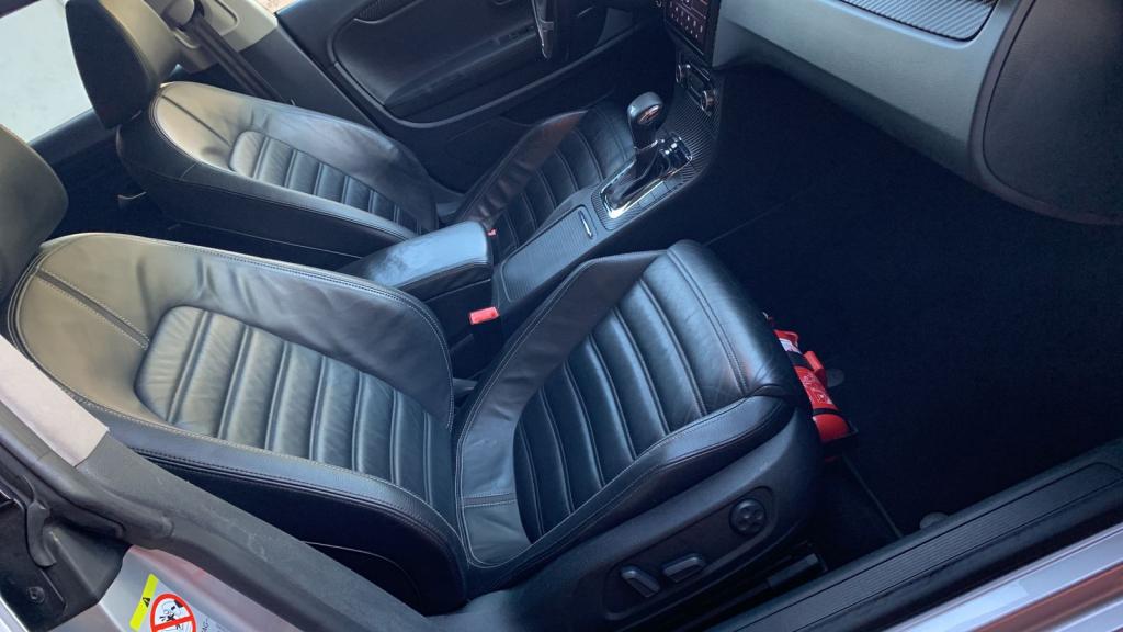 VOLKSWAGEN Passat - Foto