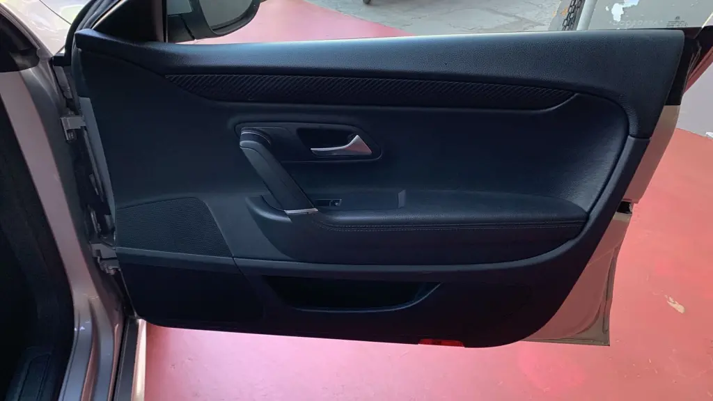 VOLKSWAGEN Passat - Foto