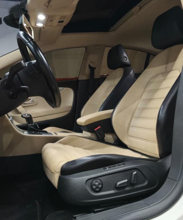 VOLKSWAGEN Passat - Foto