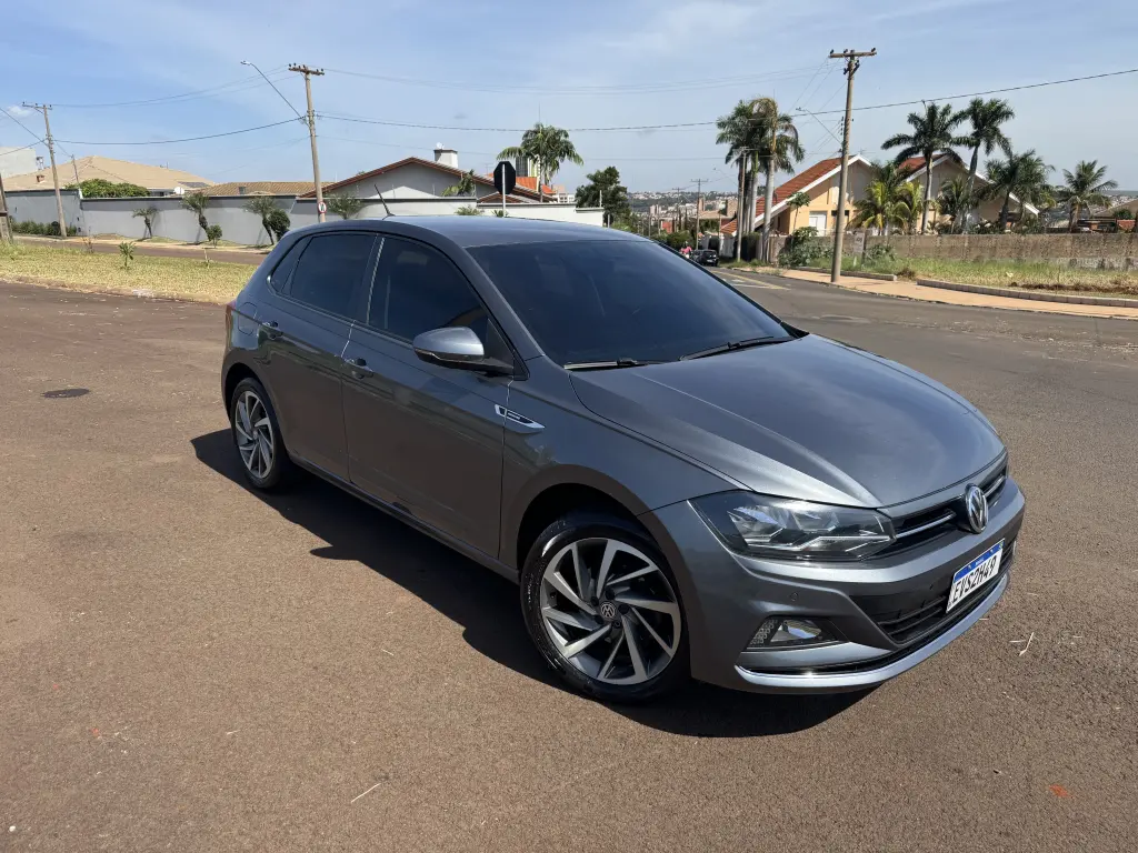 VOLKSWAGEN Polo Hatch - Foto