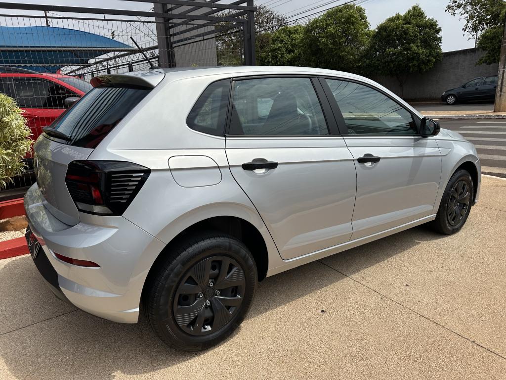 VOLKSWAGEN Polo Hatch - Foto