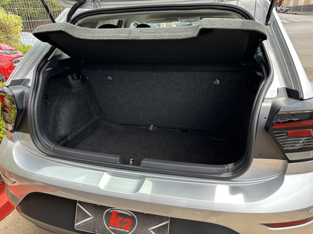 VOLKSWAGEN Polo Hatch - Foto