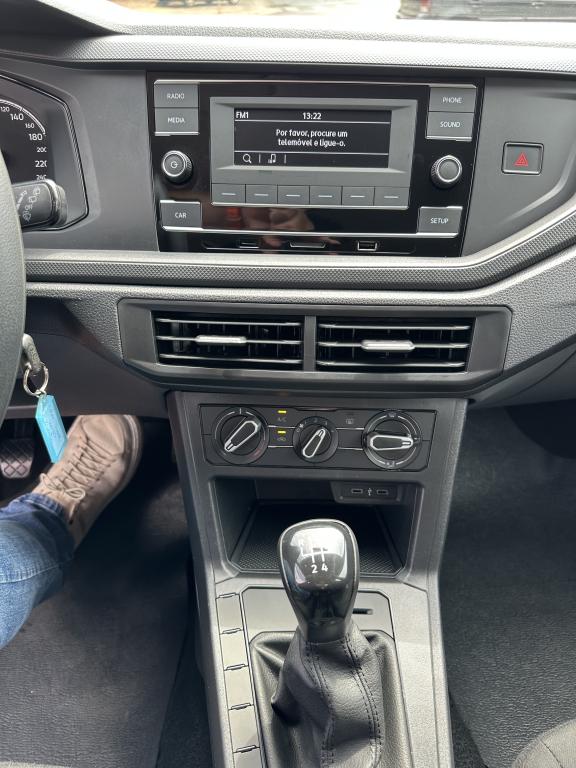 VOLKSWAGEN Polo Hatch - Foto