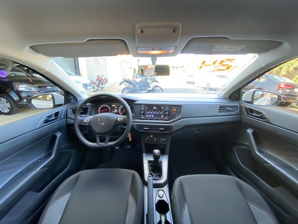 VOLKSWAGEN Polo Hatch - Foto