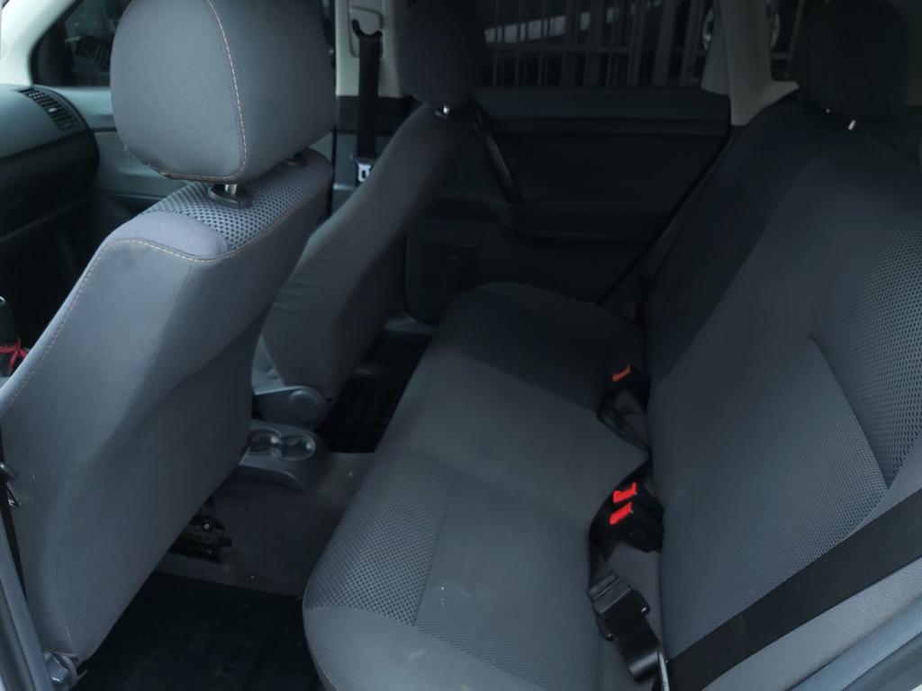 VOLKSWAGEN Polo Hatch - Foto