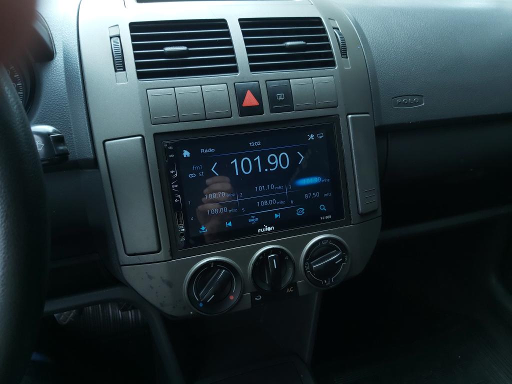 VOLKSWAGEN Polo Hatch - Foto