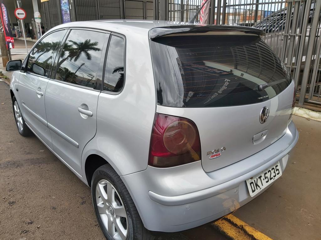 VOLKSWAGEN Polo Hatch - Foto