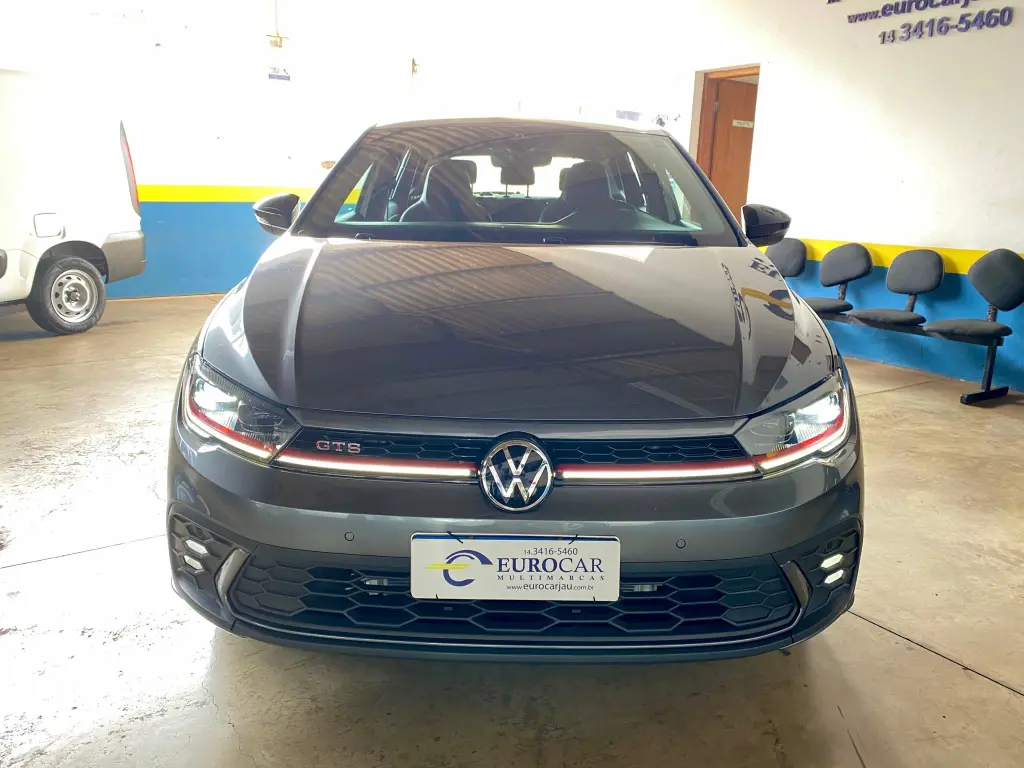 VOLKSWAGEN Polo Hatch - Foto