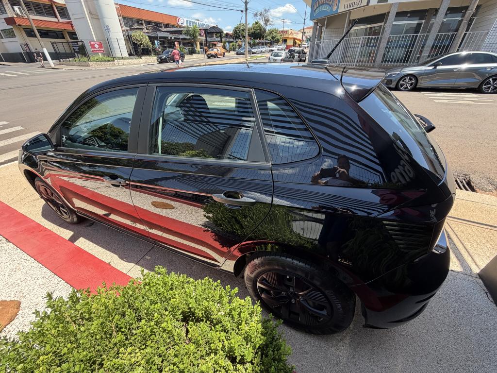 VOLKSWAGEN Polo Hatch - Foto