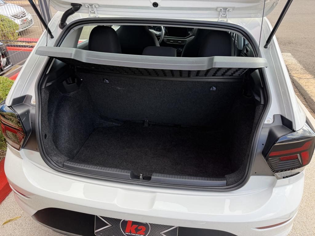 VOLKSWAGEN Polo Hatch - Foto