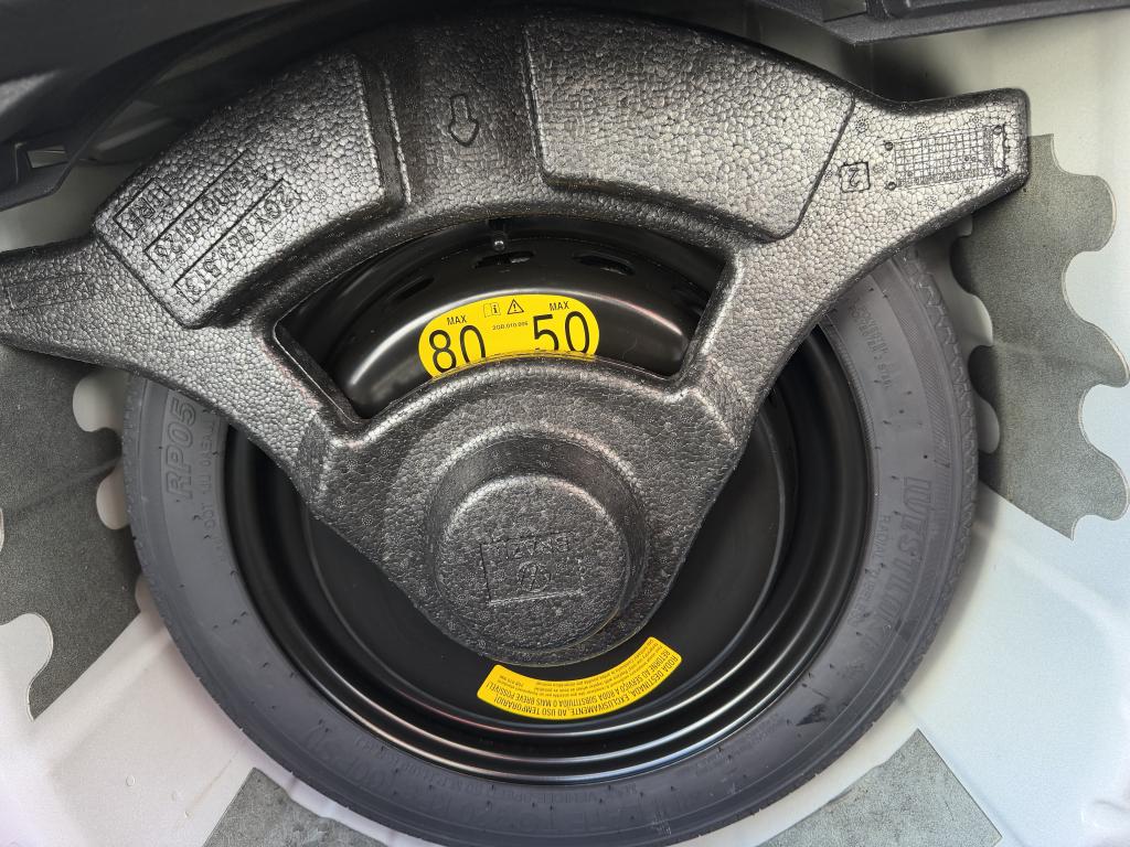 VOLKSWAGEN Polo Hatch - Foto