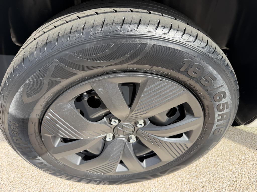 VOLKSWAGEN Polo Hatch - Foto