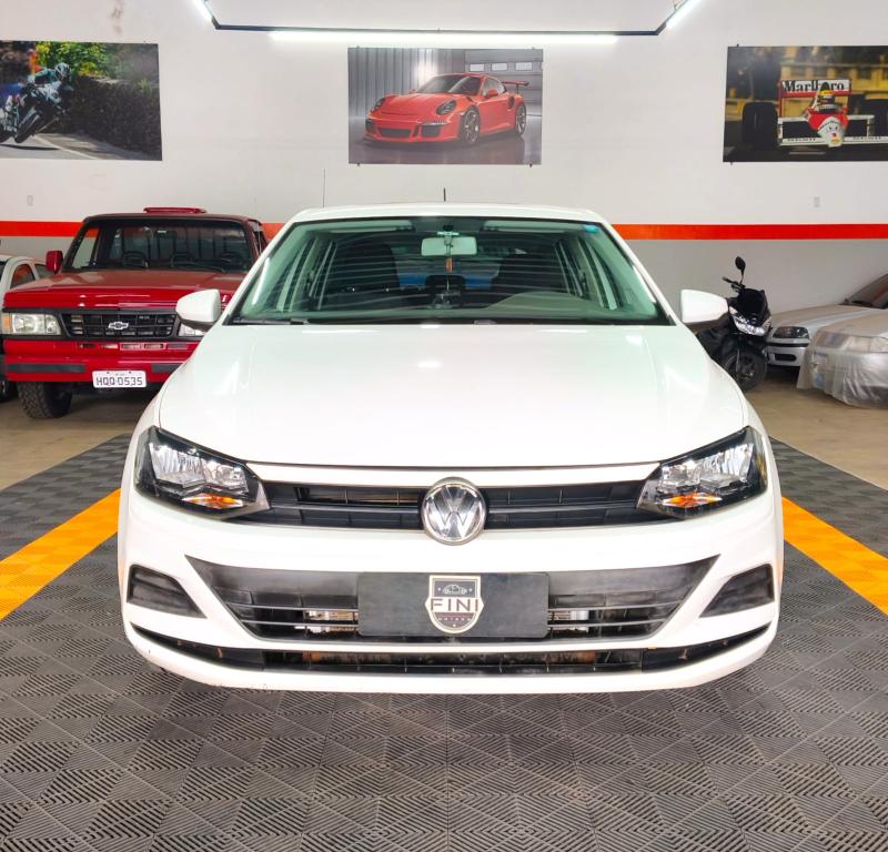 VOLKSWAGEN Polo Hatch - Foto
