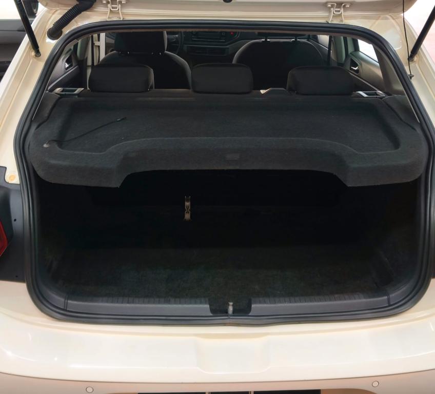 VOLKSWAGEN Polo Hatch - Foto