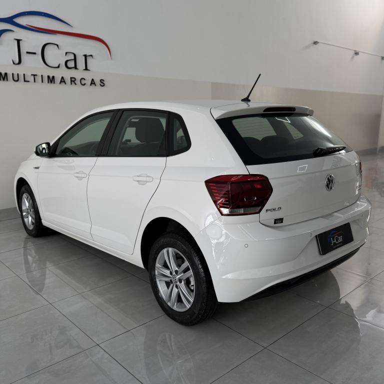 VOLKSWAGEN Polo Hatch - Foto