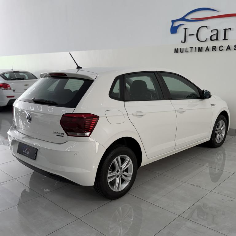 VOLKSWAGEN Polo Hatch - Foto