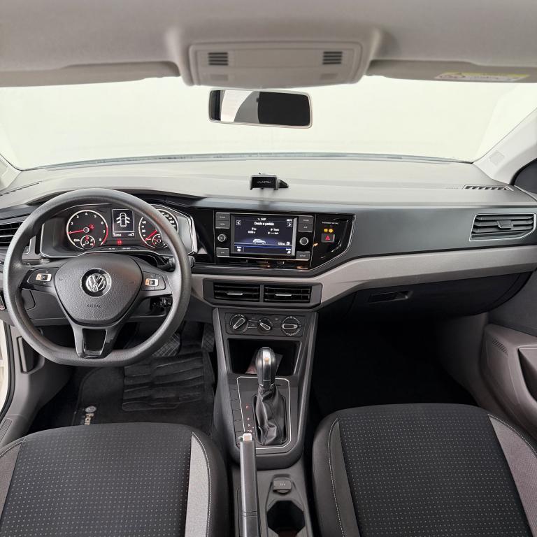 VOLKSWAGEN Polo Hatch - Foto