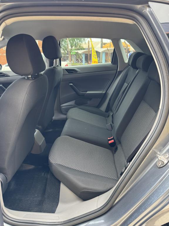 VOLKSWAGEN Polo Hatch - Foto