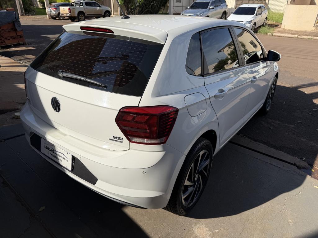 VOLKSWAGEN Polo Hatch - Foto